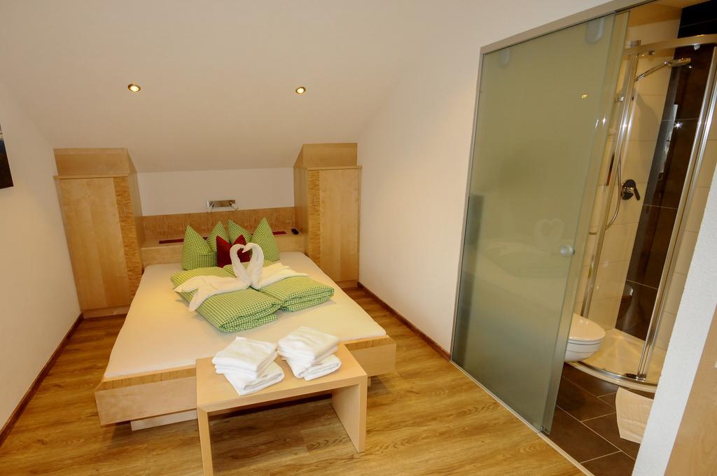 Ferienwohnung Gundolf Christine Arzl im Pitztal Rom bilde