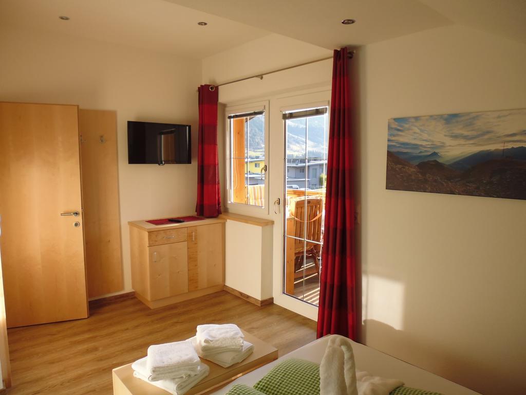 Ferienwohnung Gundolf Christine Arzl im Pitztal Rom bilde